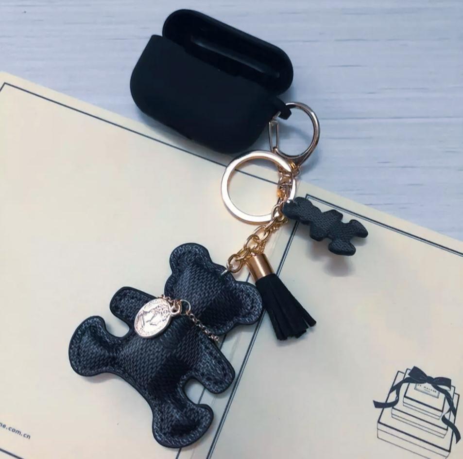 "LOUIE BEAR" AIRPODS CASE - PODSTHETICS